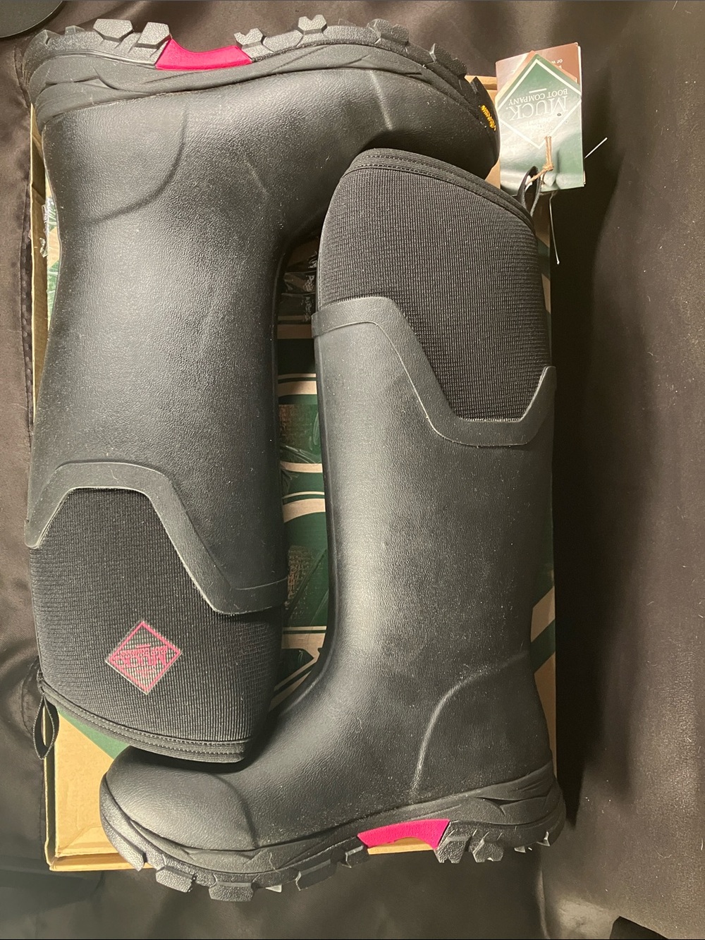 Women's Arctic Ice Tall Boot + Vibram Arctic Grip A.T., Women's 9M, Black/Pink